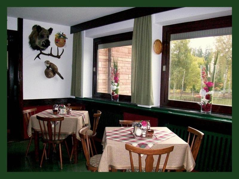 Hotel-Restaurant Johanniskreuz Trippstadt Ngoại thất bức ảnh